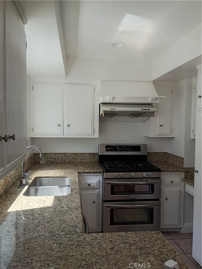2473 Loma Vista, Pasadena, California 91104 — photo 5