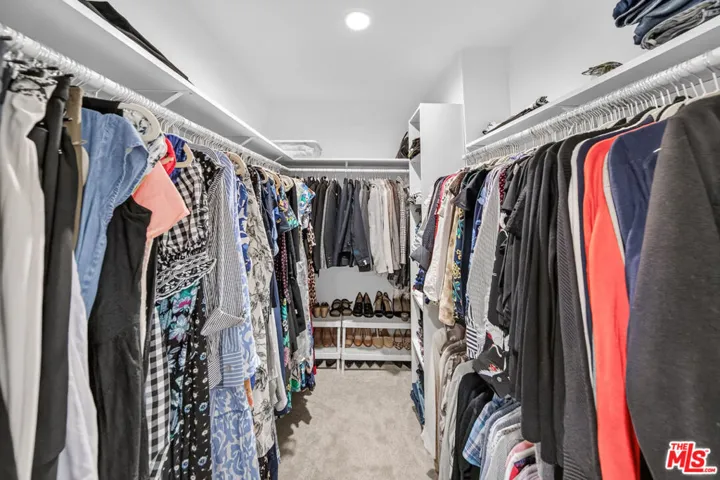 15173 Magnolia Boulevard F, Los Angeles, California 91403
