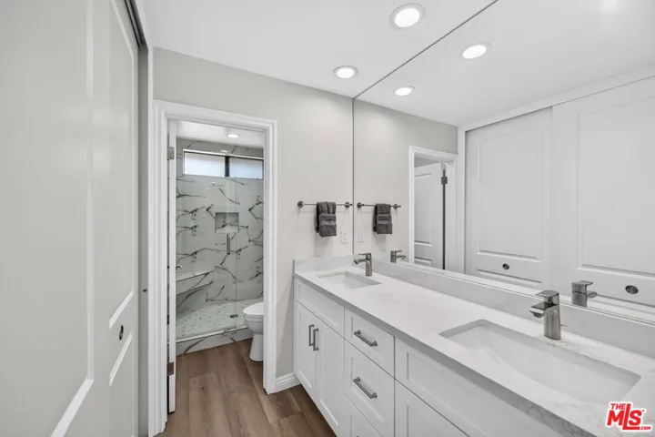 15173 Magnolia Boulevard F, Los Angeles, California 91403