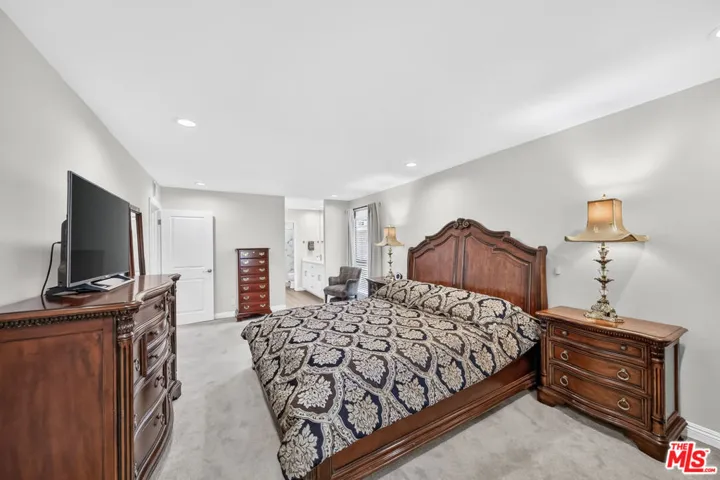 15173 Magnolia Boulevard F, Los Angeles, California 91403