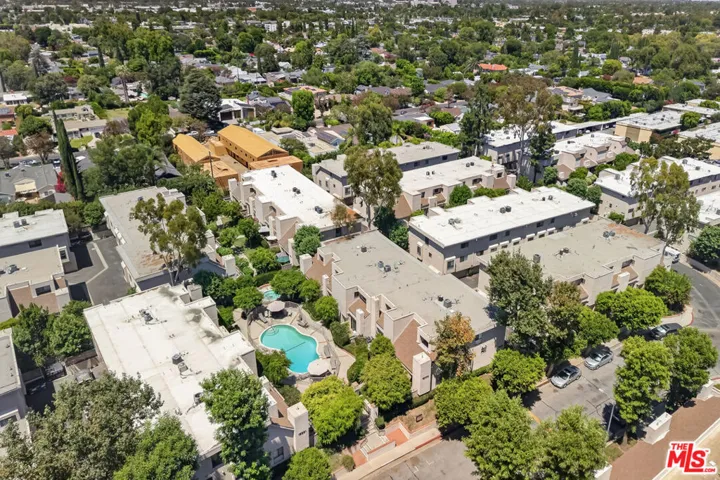 15173 Magnolia Boulevard F, Los Angeles, California 91403