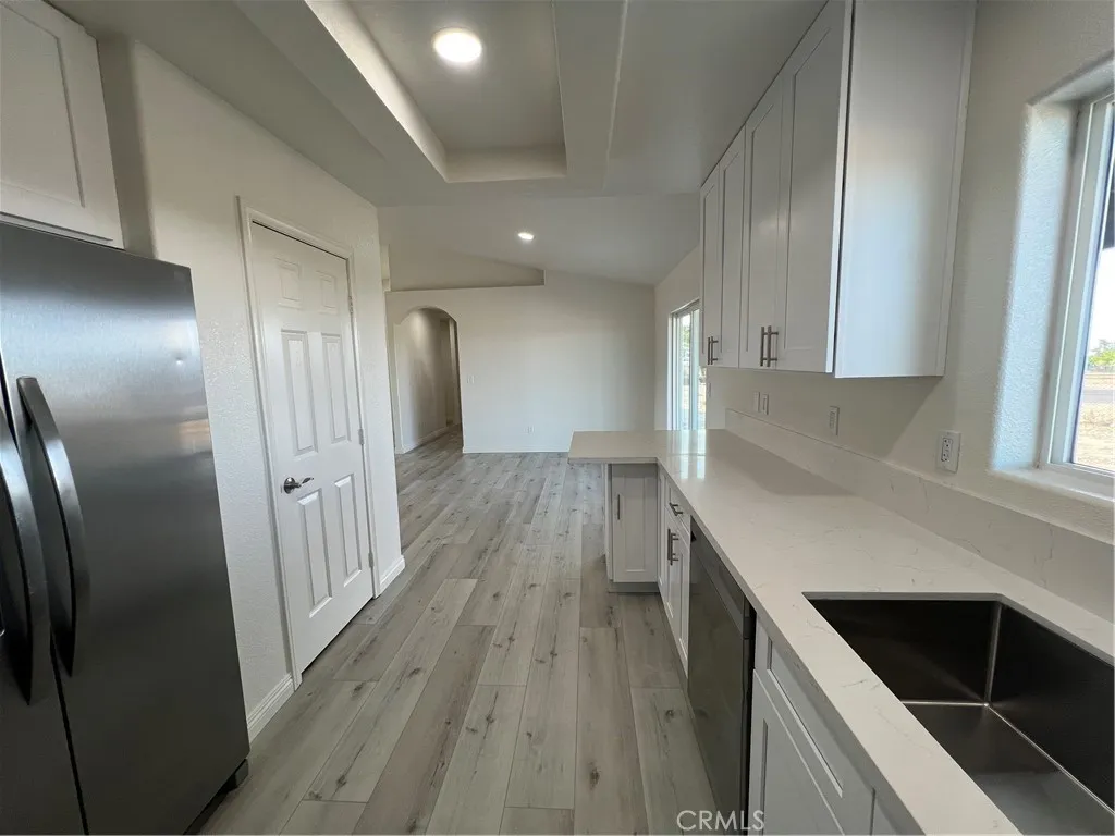12911 Corton St, Phelan, California 92371 — photo 4