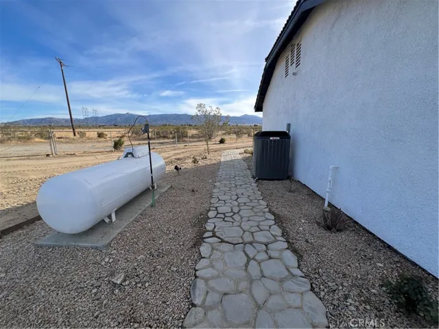 12911 Corton St, Phelan, California 92371