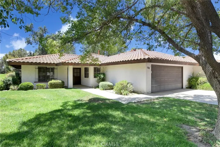 1221 Seven Hills Drive, Hemet, California 92545