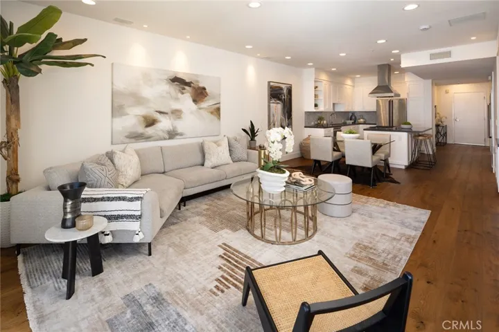 111 S De Lacey Avenue 417, Pasadena, California 91105