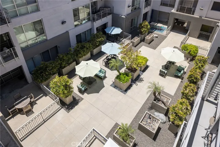 111 S De Lacey Avenue 417, Pasadena, California 91105