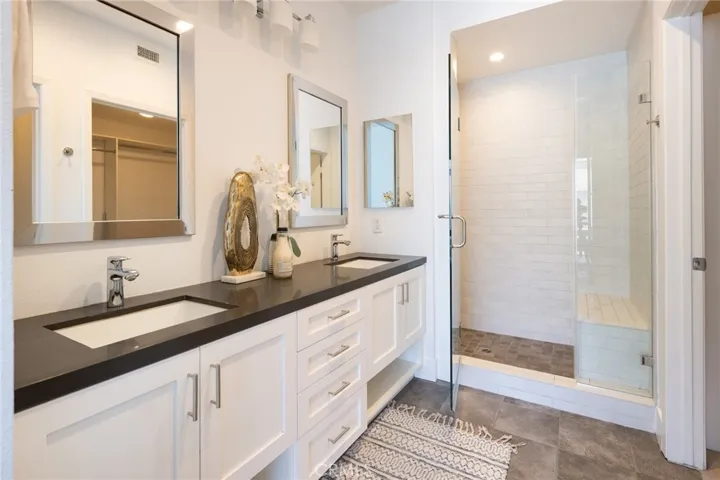 111 S De Lacey Avenue 417, Pasadena, California 91105