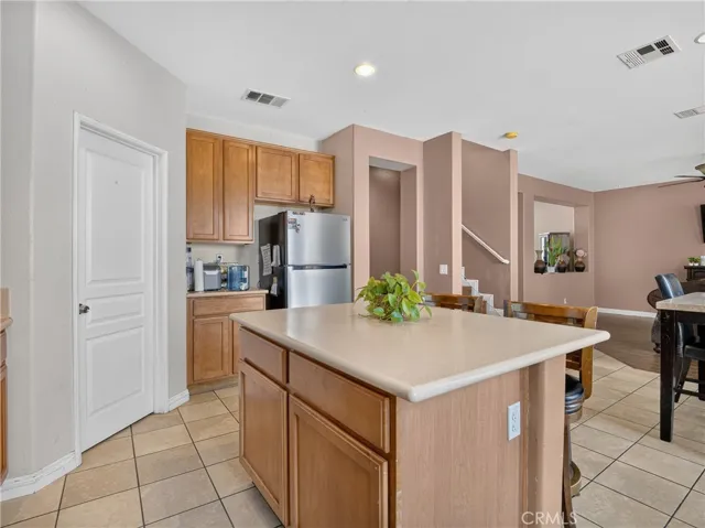 16620 Desert Lily, Victorville, California 92394