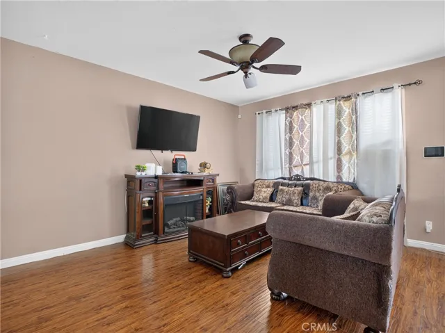 16620 Desert Lily, Victorville, California 92394