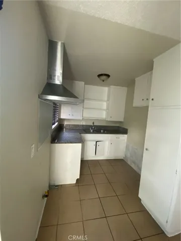 3505 Michigan, South Gate, California 90280