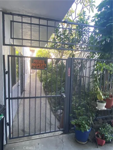 3505 Michigan, South Gate, California 90280