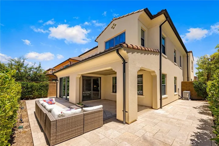 121 Mangrove Banks, Irvine, California 92620