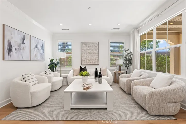 121 Mangrove Banks, Irvine, California 92620