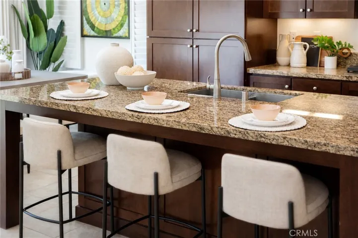 121 Mangrove Banks, Irvine, California 92620