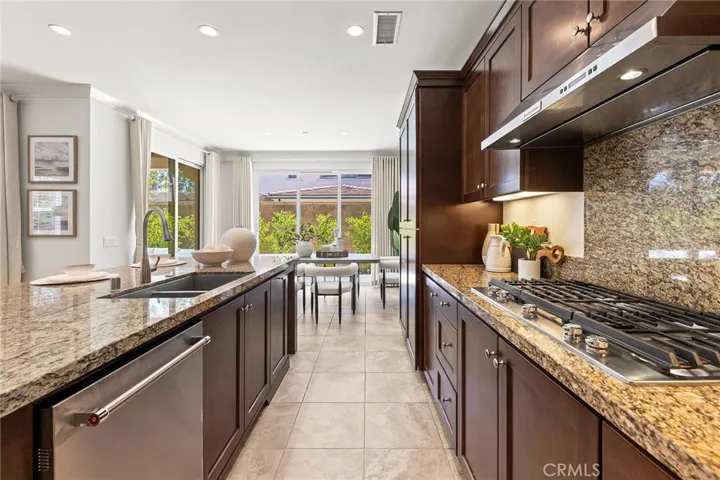 121 Mangrove Banks, Irvine, California 92620