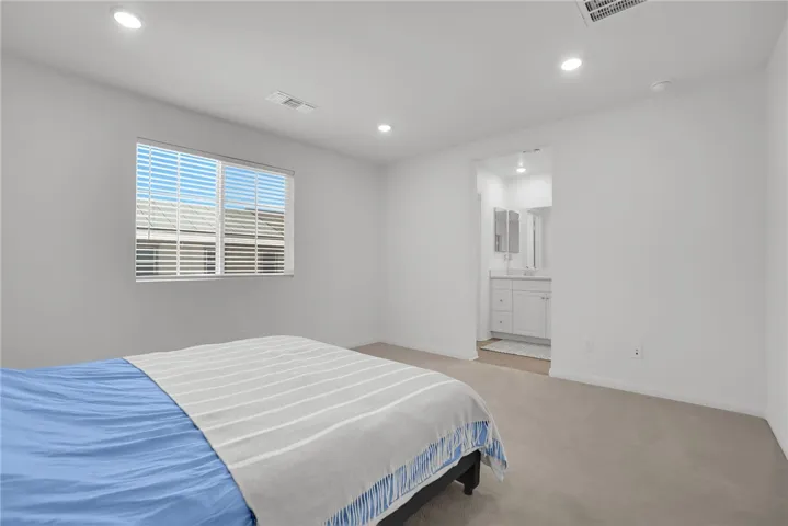 3909 E Carmel Privado, Ontario, California 91761