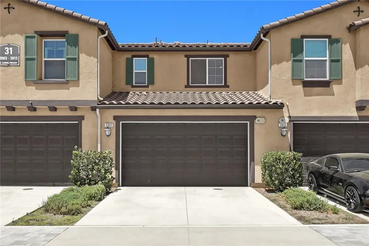 3909 E Carmel Privado, Ontario, California 91761