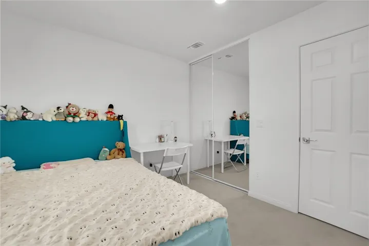 3909 E Carmel Privado, Ontario, California 91761