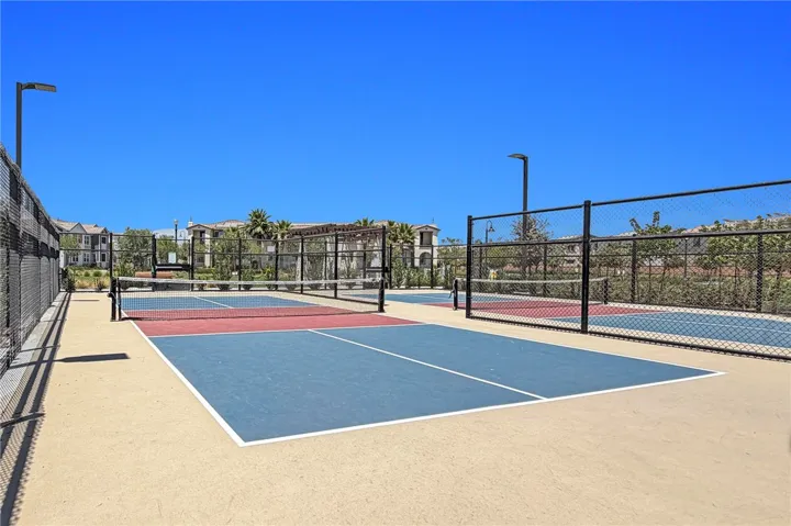 3909 E Carmel Privado, Ontario, California 91761