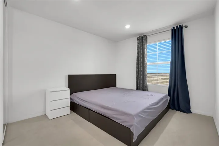 3909 E Carmel Privado, Ontario, California 91761
