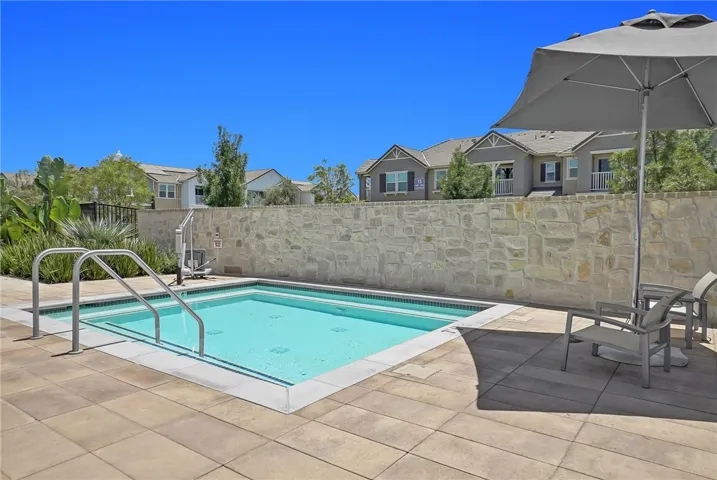 3909 E Carmel Privado, Ontario, California 91761