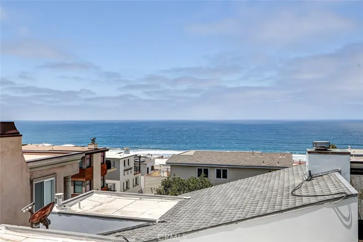 2417 Crest, Manhattan Beach, California 90266