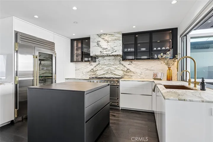 2417 Crest, Manhattan Beach, California 90266