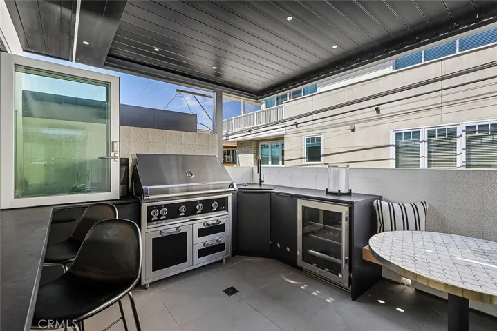 2417 Crest, Manhattan Beach, California 90266