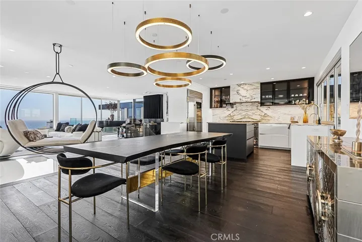2417 Crest, Manhattan Beach, California 90266