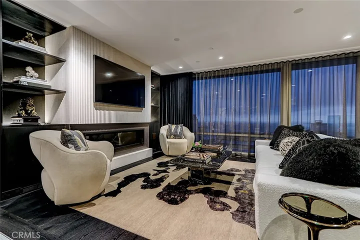 2417 Crest, Manhattan Beach, California 90266