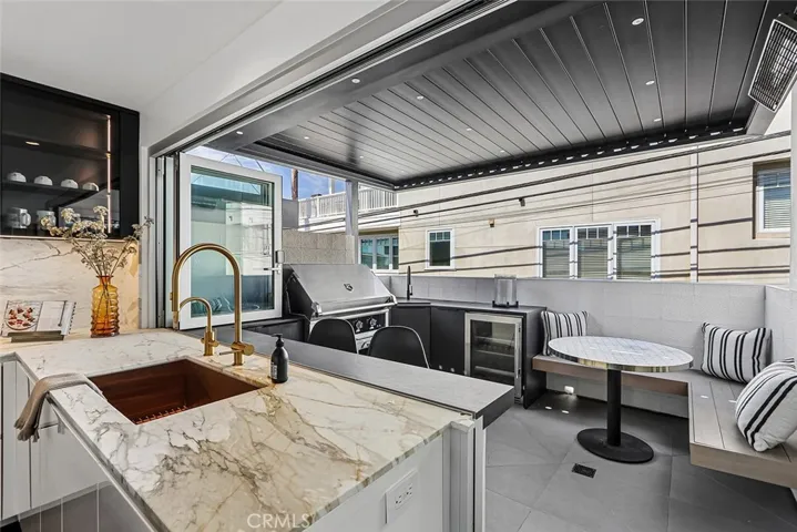 2417 Crest, Manhattan Beach, California 90266