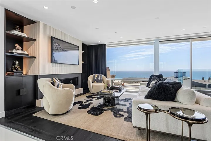 2417 Crest, Manhattan Beach, California 90266