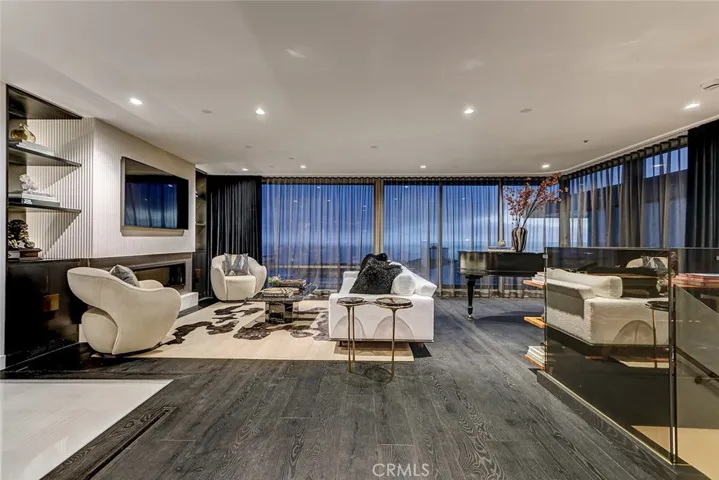 2417 Crest, Manhattan Beach, California 90266