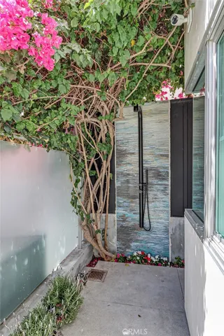 2417 Crest, Manhattan Beach, California 90266
