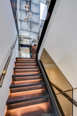 2417 Crest, Manhattan Beach, California 90266