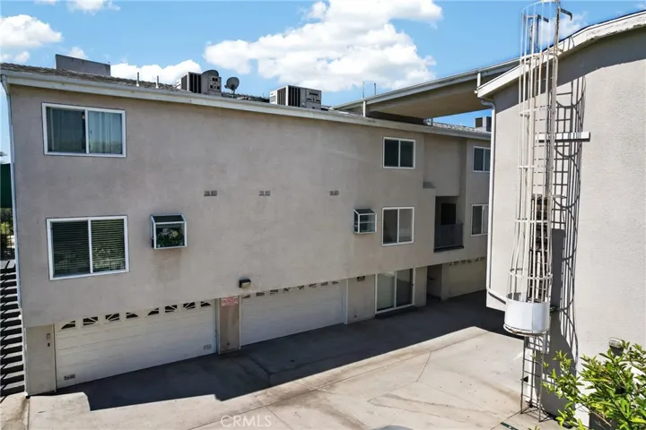 8828 Burnet Ave 9, North Hills, California 91343