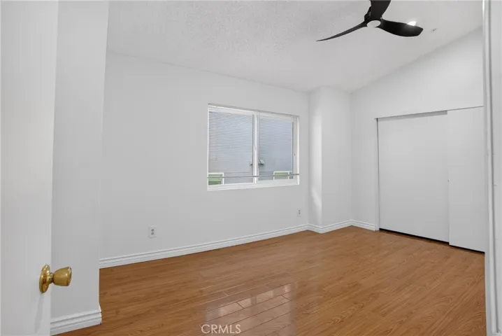 8828 Burnet Ave 9, North Hills, California 91343