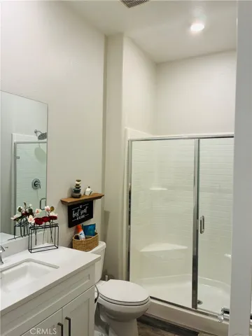20578 Galloway Drive, Saugus, California 91350