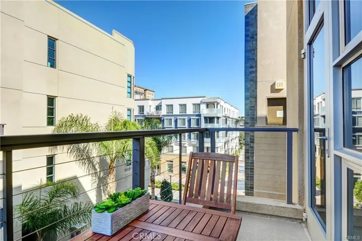 133 The Promenade N 411, Long Beach, California 90802