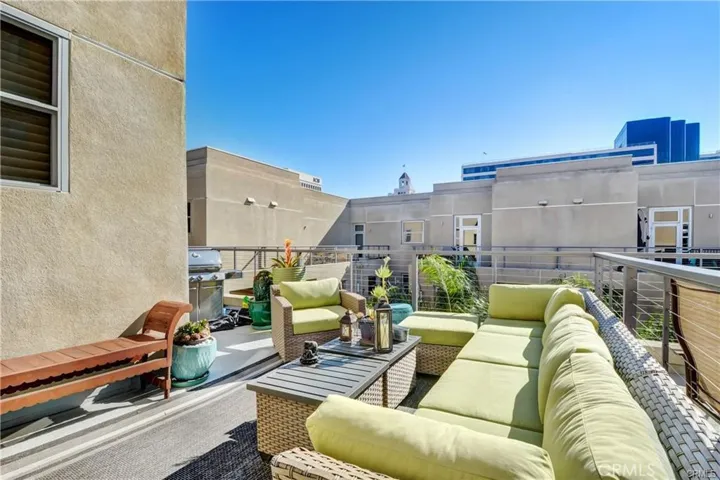 133 The Promenade N 411, Long Beach, California 90802