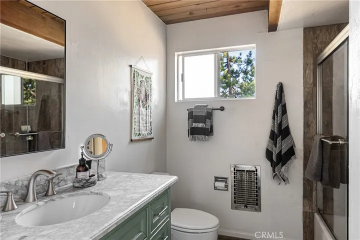 1191 Scenic Way, Rimforest, California 92378