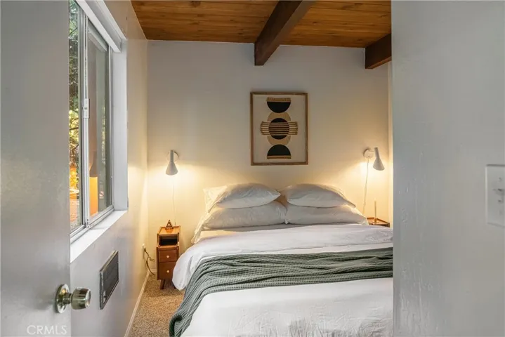 1191 Scenic Way, Rimforest, California 92378