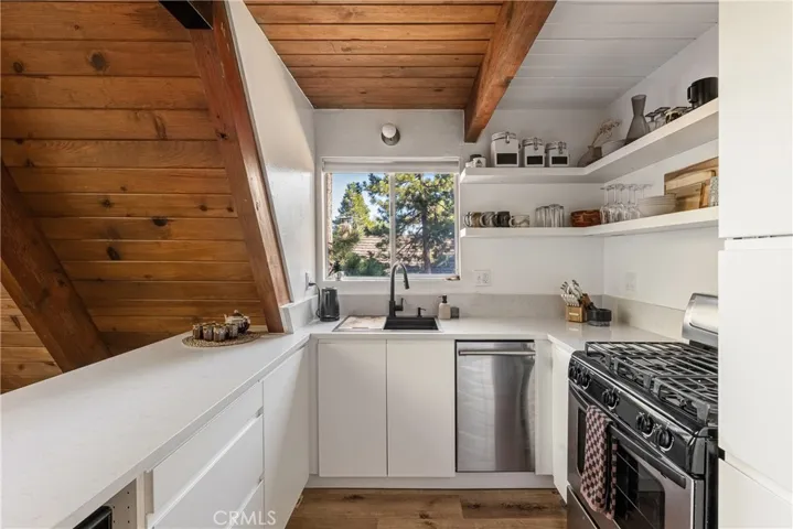 1191 Scenic Way, Rimforest, California 92378