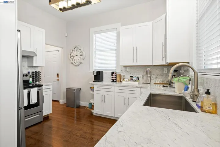 2207 E 21st St, Oakland, California 94606
