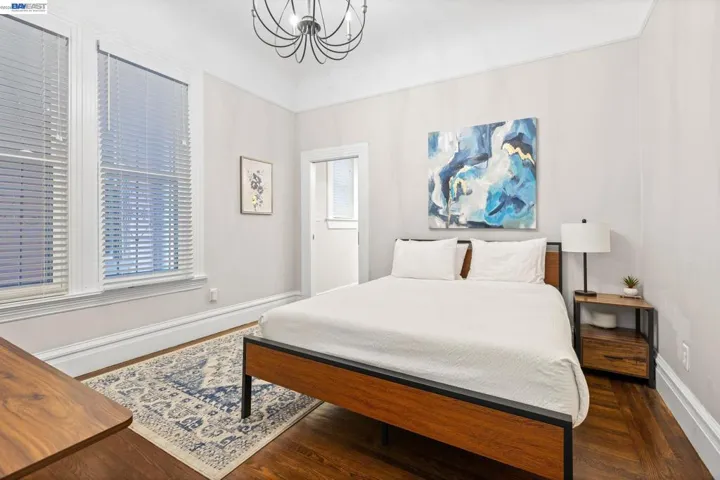 2207 E 21st St, Oakland, California 94606