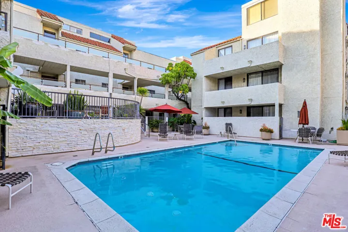 1900 Vine Street 103, Los Angeles, California 90068
