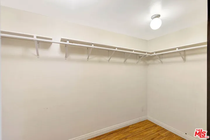 1900 Vine Street 103, Los Angeles, California 90068