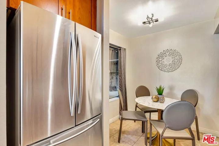 1900 Vine Street 103, Los Angeles, California 90068