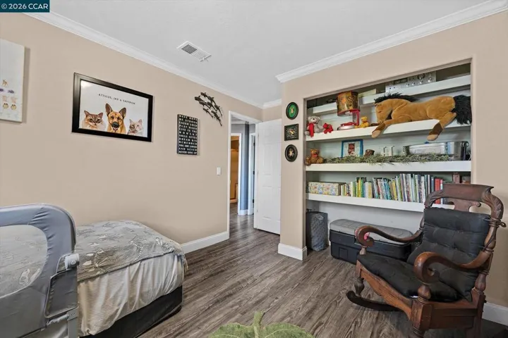 552 Redwood Dr, Vacaville, California 95687