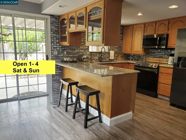 552 Redwood Dr, Vacaville, California 95687
